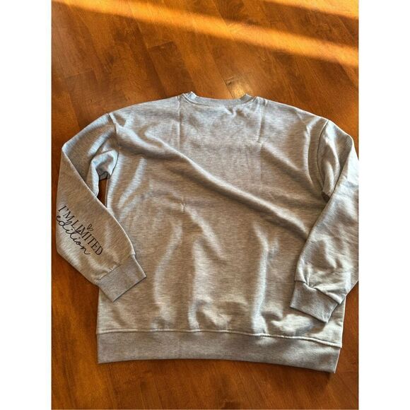Woman’s brand new boutique I’m not perfect I’m limited edition sweatshirt - Picture 4 of 4